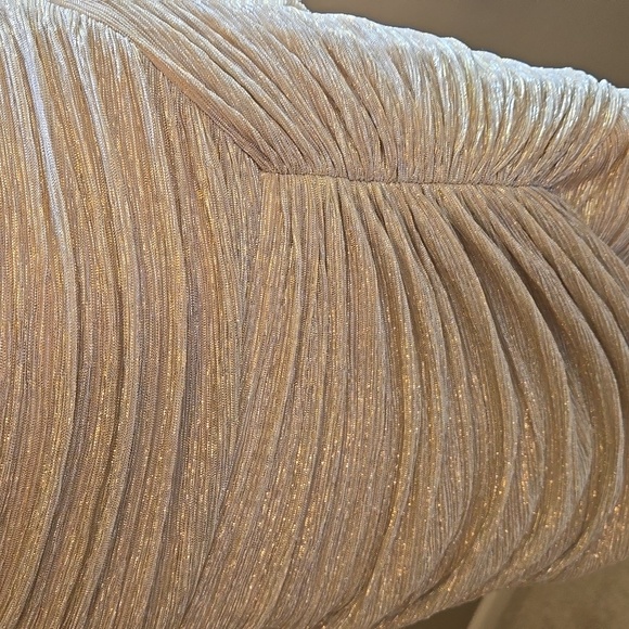 BCBG XS Festive Dresss Metallic Gold Shimmery - Picture 6 of 15